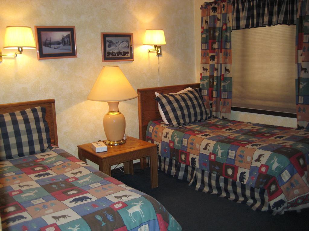 Chateau Sans Nom By Mammoth Reservation Bureau Appartement Mammoth Lakes Kamer foto